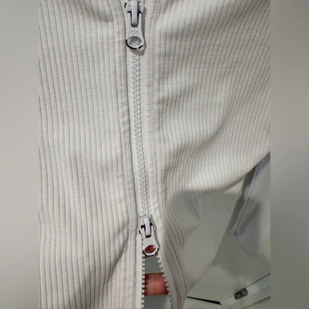 Alo Yoga Ribbed Stardust Long Sleeve jacket - Picture 6 of 6